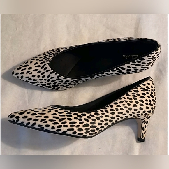 Clarks Laina 55 Court 2 Pumps Dalmation Animal Print 2" Heel, Women 8M - Picture 7 of 7